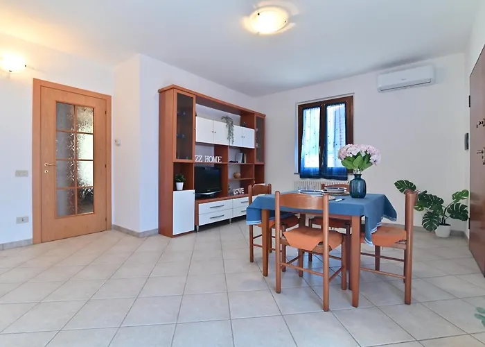 Izzhome Lemon Tree 度假居