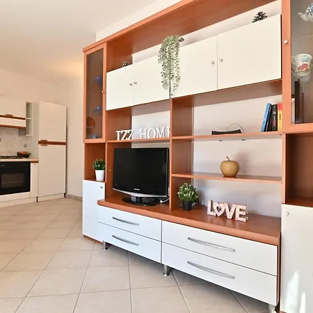 Izzhome Lemon Tree Tatil Evi